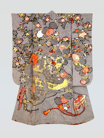 Furisode with design of a cart loaded with flower basketsTie-dyeing (hitta) and embroidery on black silk crepe (chirimen)