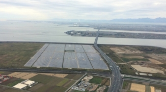 [Aerial photo (view from the side of Aichi Prefecture to the side of Mie Prefecture)]