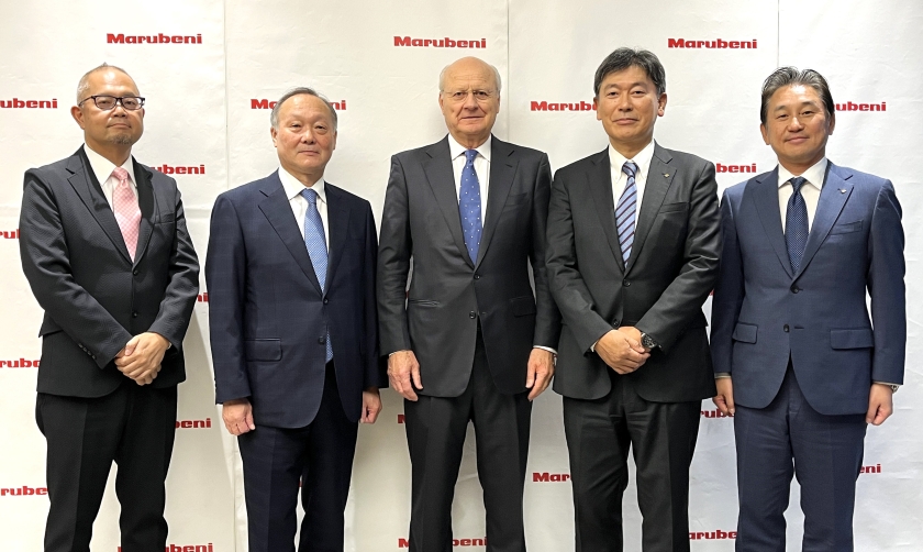 (from left) Koichi Hirata, Managing Executive Officer, MOL; Toshinobu Shinoda, Executive Vice President Executive Officer, MOL; Kristian Jebsen, Chairman, Gearbulk; Jiro Itai, Senior Managing Executive Officer, Marubeni; Toru Okazaki, Executive Officer, Marubeni