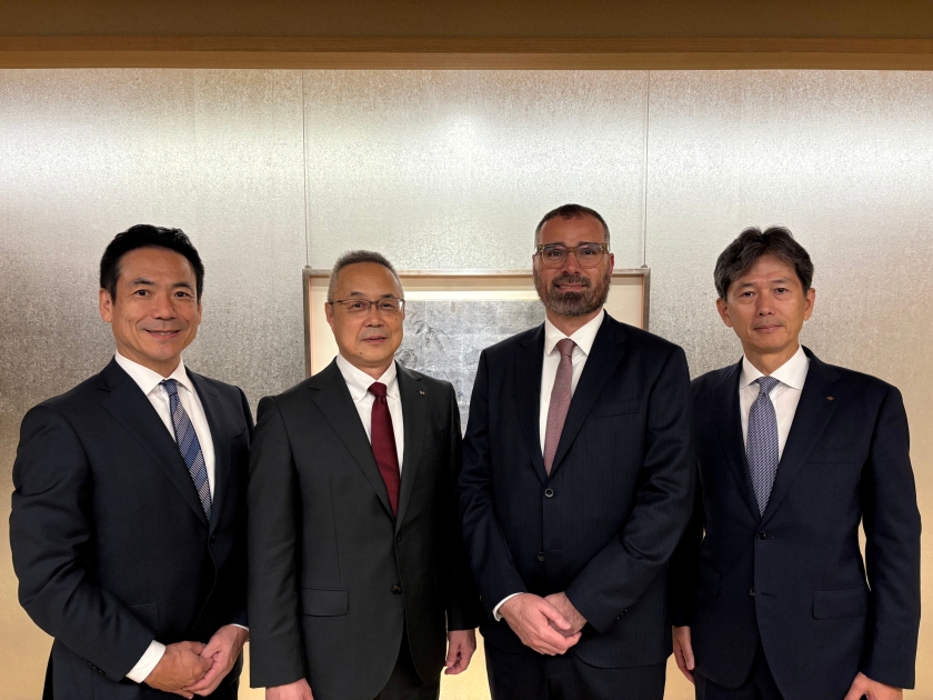 From left: Hirohide Ishiyama (Managing Executive Officer, Mizuho Leasing), Akihiko Iwatani (Executive Officer, Haseko), Mendy Moss (Principal, AsheMorgan), Taro Kawabe (Managing Executive Officer, Marubeni)