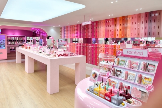 rom&nd flagship store