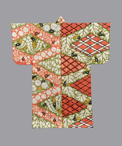 Kosode in Red and Green Nerinuki with Sides in Contrasting Colors and Divided into Serpentine Patterns and Floral Motifs