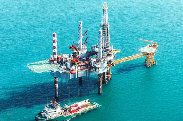 インド沖合石油・ガス生産事業