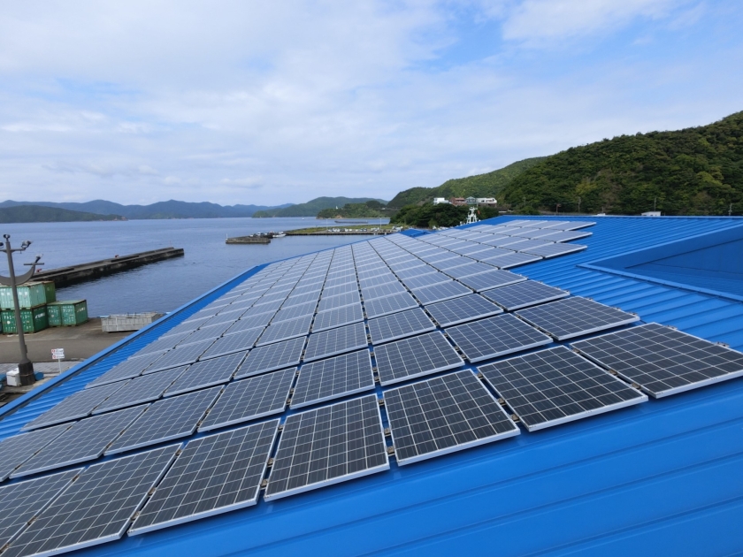 【離島における屋根置き太陽光発電システム（イメージ図）】